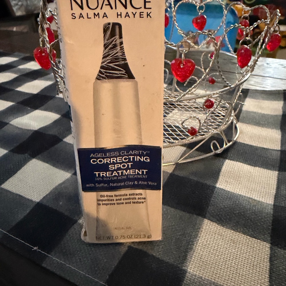 Nuance Salma Hayek .75 oz correcting spot treatment.